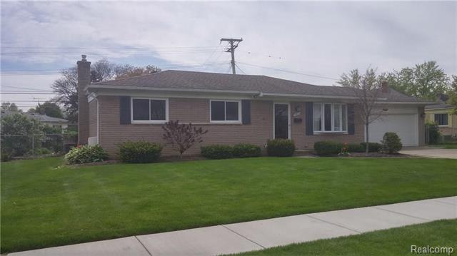 front view picture of 29825 Lyndon, Livonia, MI. 48154