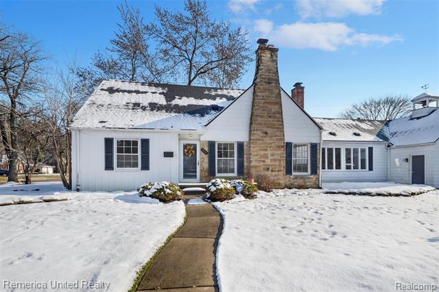 front view picture of 26095 Dow, Redford, MI. 48239