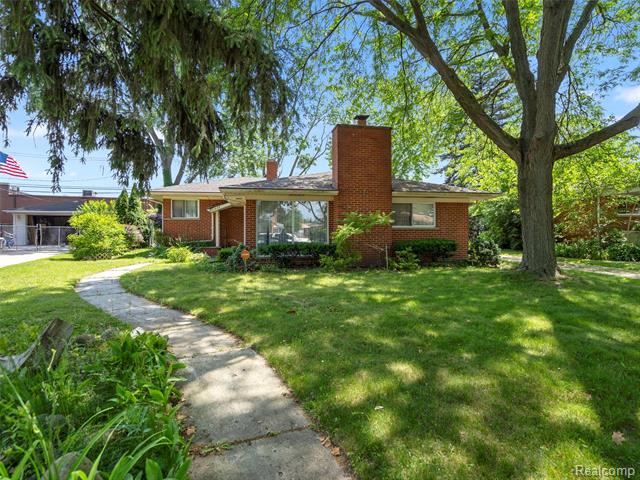front view picture of 27445 Buckingham, Livonia, MI. 48154