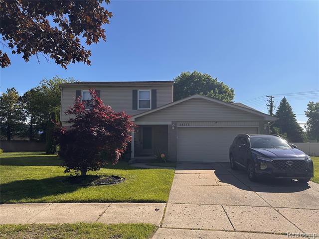 front view picture of 29313 Perth, Livonia, MI. 48154