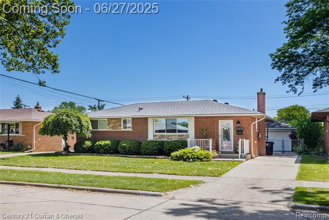 front view picture of 15434 Bainbridge, Livonia, MI. 48154