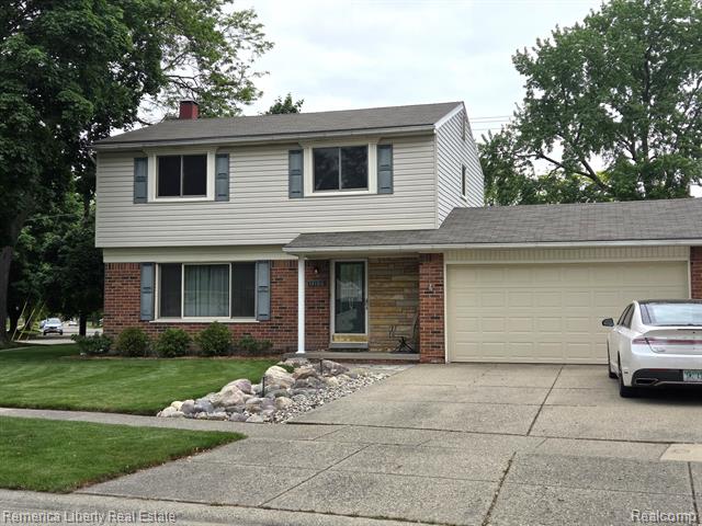 front view picture of 14166 Knolson, Livonia, MI. 48154