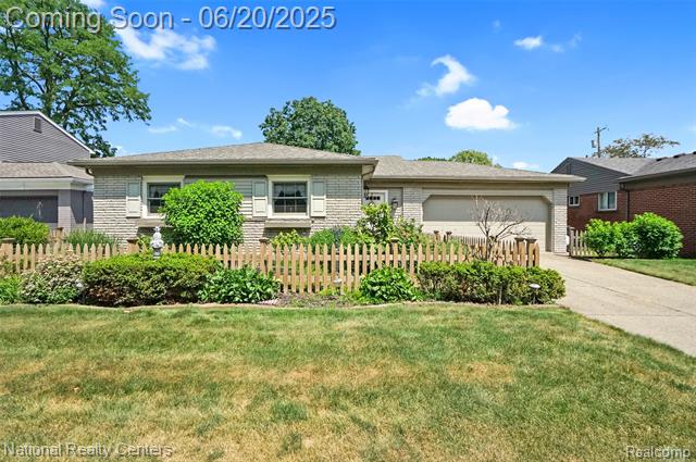 front view picture of 14122 Blue Skies, Livonia, MI. 48154