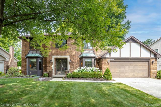 front view picture of 16123 Nola, Livonia, MI. 48154