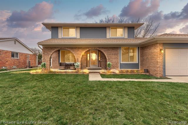 front view picture of 38717 Stacey, Livonia, MI. 48154