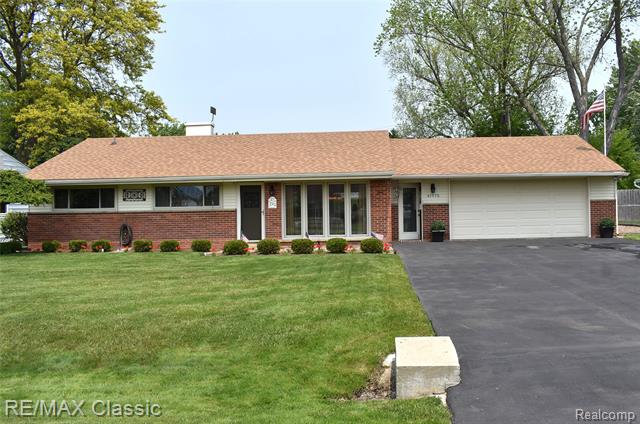 front view picture of 41076 Malott Dr, Novi, MI. 48375
