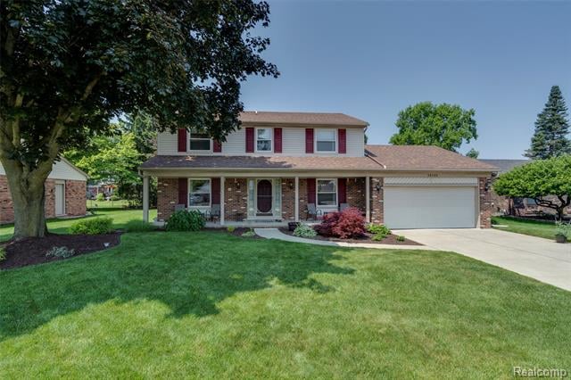front view picture of 16195 Huff, Livonia, MI. 48154
