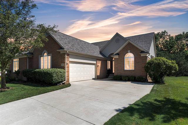 front view picture of 49454 N Glacier, Northville, MI. 48168