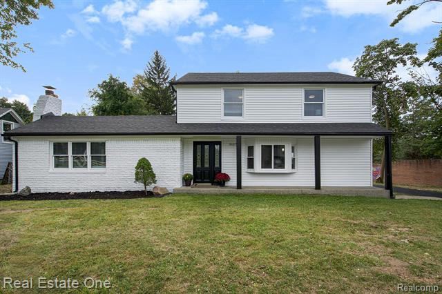 front view picture of 51275 7 Mile Rd, Northville, MI. 48167