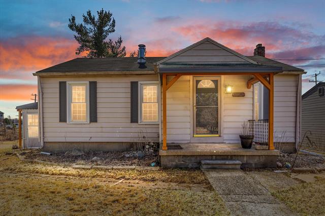 front view picture of 50285 7 Mile Rd, Northville, MI. 48167