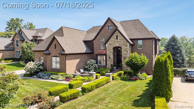front view picture of 18678 Marble Head Dr, Northville, MI. 48168