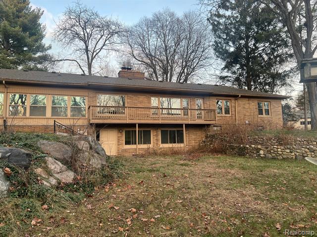 front view picture of 47105 Stratford Ct, Northville, MI. 48167