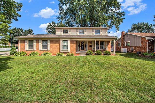front view picture of 16600 Golfview, Livonia, MI. 48154
