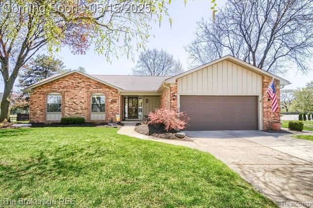 front view picture of 37551 Sunnydale, Livonia, MI. 48154
