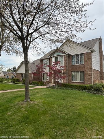 front view picture of 16786 Blue Skies, Livonia, MI. 48154