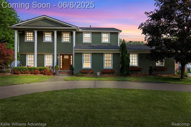 front view picture of 32251 Cambridge, Livonia, MI. 48154