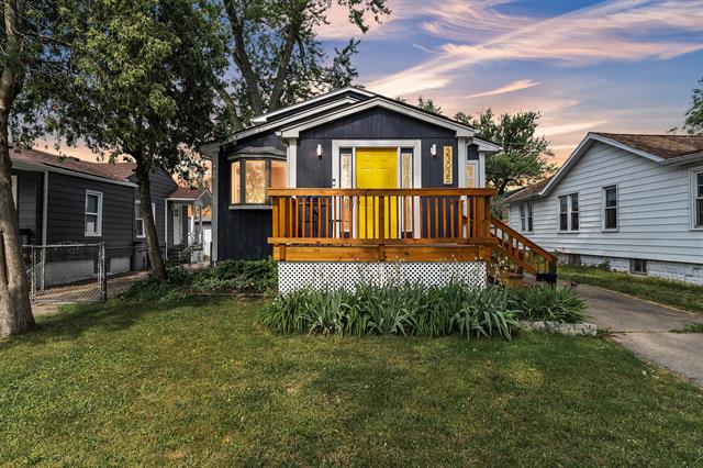 front view picture of 23035 Powell Ave, Hazel Park, MI. 48030