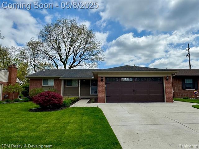 front view picture of 30431 Bobrich, Livonia, MI. 48152