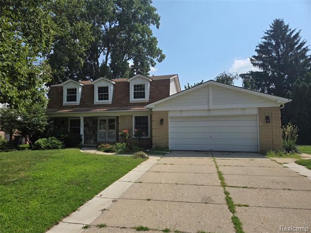front view picture of 17328 Mc Namara, Livonia, MI. 48152