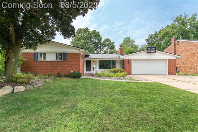 front view picture of 16365 Farmington, Livonia, MI. 48154