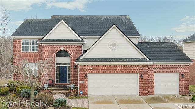 front view picture of 33011 Brookside Court, Livonia, MI. 48152