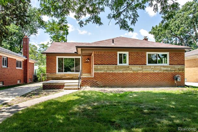 front view picture of 23461 Avon Ave, Oak Park, MI. 48237