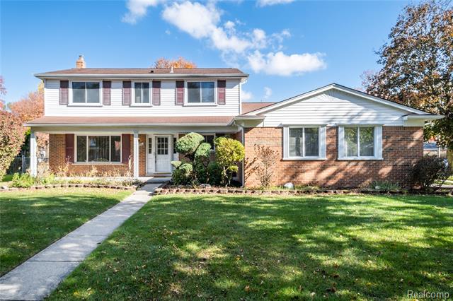 front view picture of 18526 Southampton, Livonia, MI. 48152