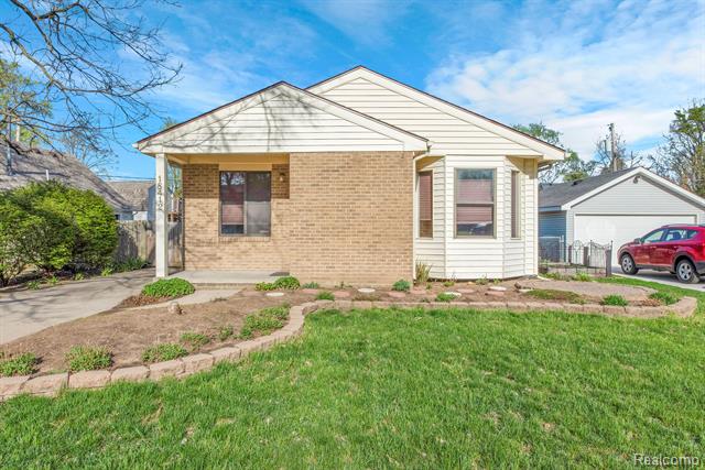 front view picture of 18412 Irving, Livonia, MI. 48152