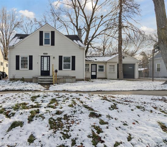 front view picture of 18646 Gaylord, Redford, MI. 48240