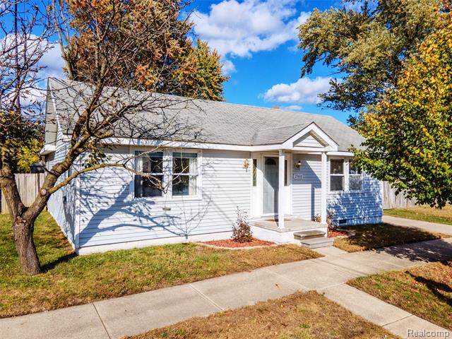 front view picture of 27440 Fargo, Livonia, MI. 48152