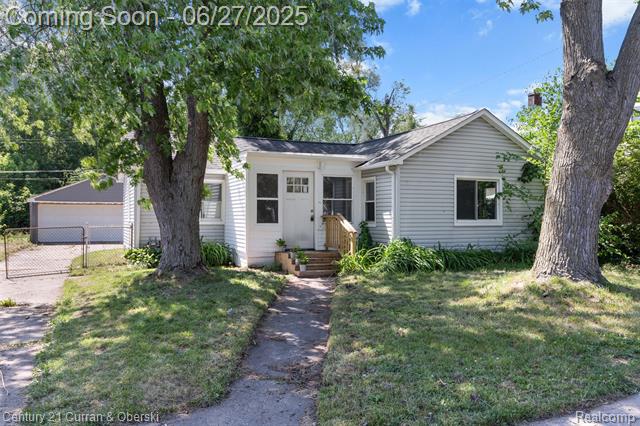 front view picture of 19349 Negaunee, Redford, MI. 48240