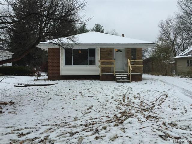 front view picture of 19432 Gaylord, Redford, MI. 48240