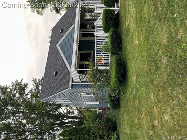 front view picture of 18667 Fox, Redford, MI. 48240