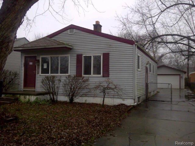 front view picture of 19317 Antago, Livonia, MI. 48152