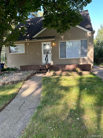 front view picture of 18646 Indian, Redford, MI. 48240