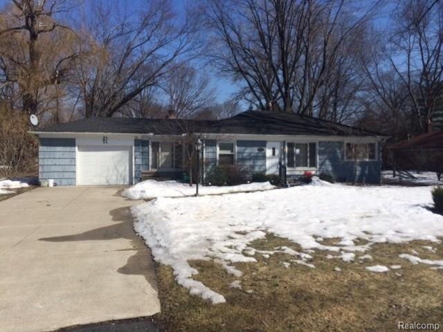 front view picture of 18160 Lathers, Livonia, MI. 48152