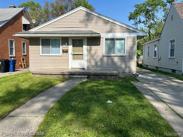 front view picture of 15840 Wakenden, Redford, MI. 48239