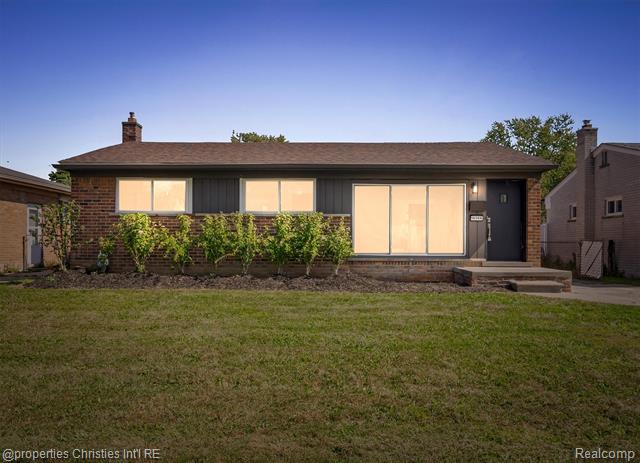 front view picture of 18268 Delaware, Redford, MI. 48240