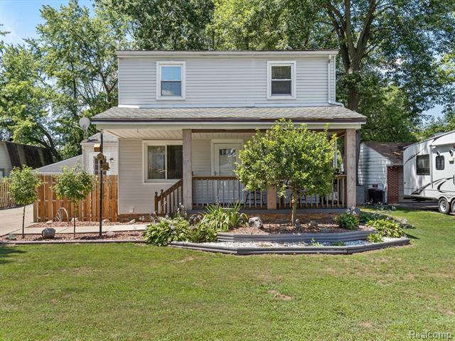 front view picture of 18411 Foch, Livonia, MI. 48152