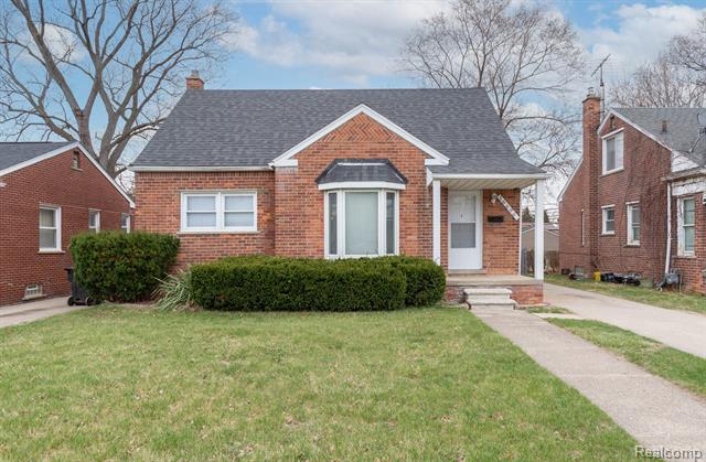 front view picture of 16696 Beech Daly, Redford, MI. 48240