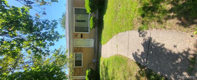 front view picture of 24629 Westgate, Redford, MI. 48239