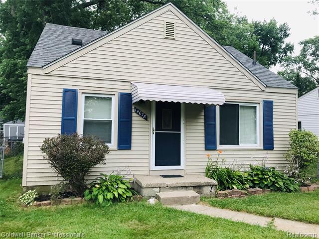 front view picture of 14078 Mercedes, Redford, MI. 48239