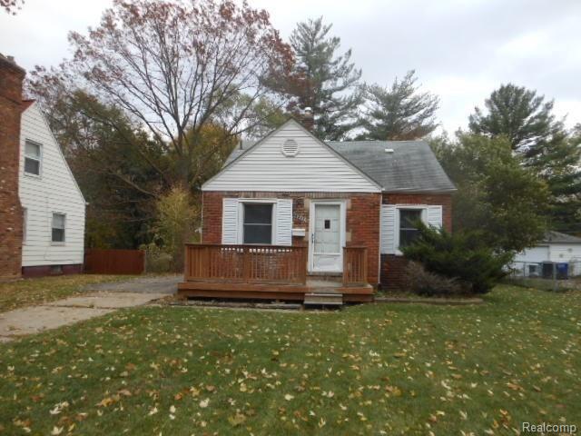 front view picture of 19926 Lennane, Redford, MI. 48240
