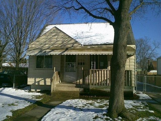 front view picture of 19946 Kinloch, Redford, MI. 48240