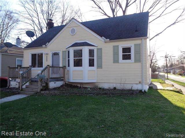 front view picture of 18315 Brady, Redford, MI. 48240