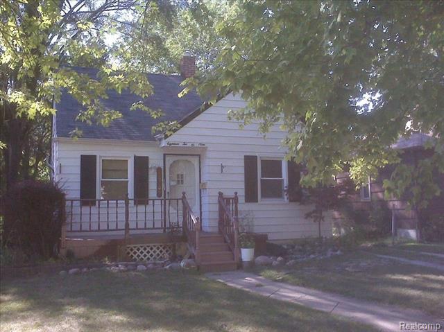 front view picture of 18209 Brady, Redford, MI. 48240