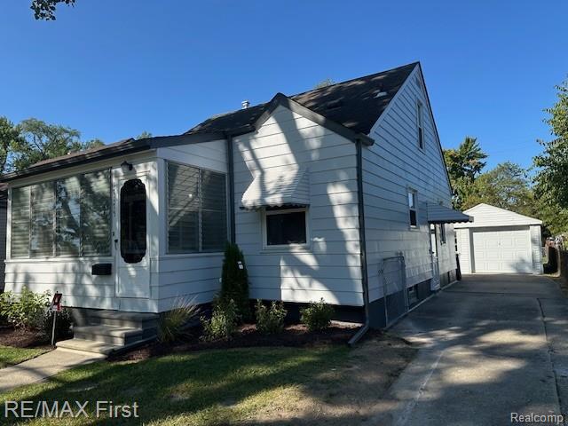 front view picture of 17175 Five Points, Redford, MI. 48240