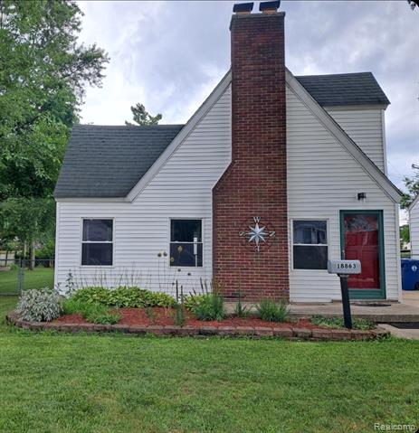 front view picture of 18863 Sumner, Redford, MI. 48240