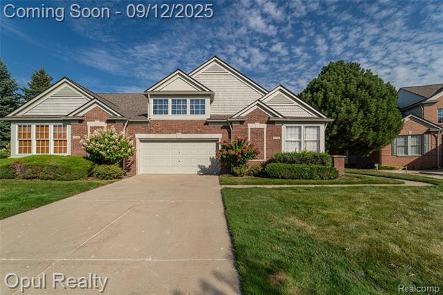 front view picture of 17036 Sycamore Ct, Northville, MI. 48168