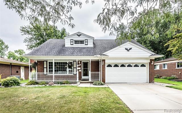 front view picture of 36117 Ladywood, Livonia, MI. 48154